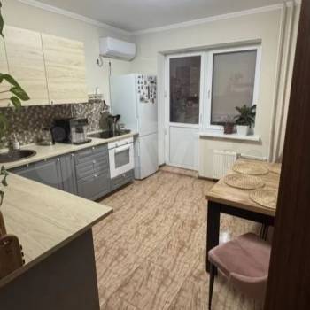 Продается 1-комнатная квартира, 35,7 м²