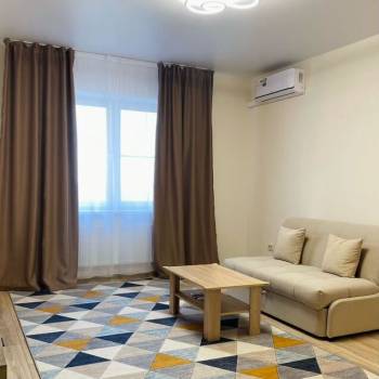 Сдается 2-х комнатная квартира, 63,7 м²