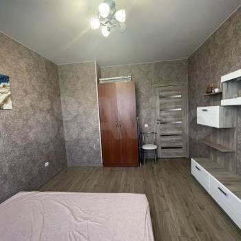 Продается 1-комнатная квартира, 38 м²