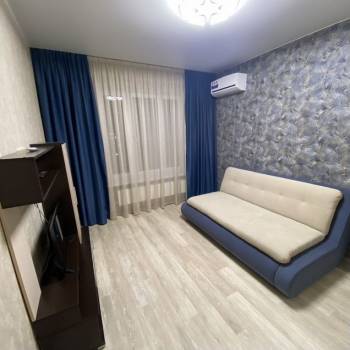 Продается 1-комнатная квартира, 36 м²