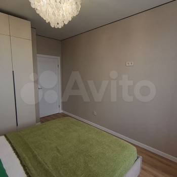 Продается 1-комнатная квартира, 38 м²