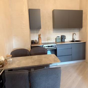 Продается 1-комнатная квартира, 40 м²