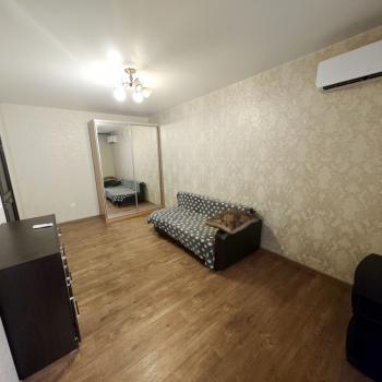 Сдается 1-комнатная квартира, 37 м²