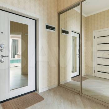 Продается 1-комнатная квартира, 49,3 м²