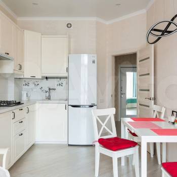Продается 1-комнатная квартира, 49,3 м²