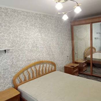 Продается Многокомнатная квартира, 77,6 м²