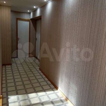 Продается Многокомнатная квартира, 77,6 м²