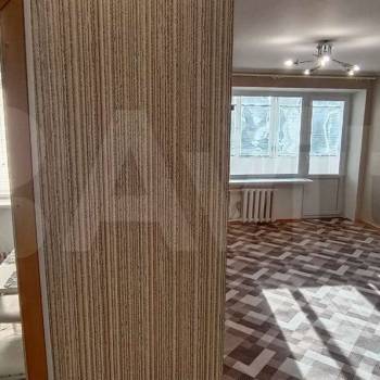 Продается Многокомнатная квартира, 77,6 м²