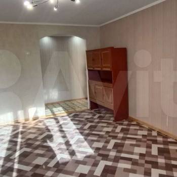 Продается Многокомнатная квартира, 77,6 м²