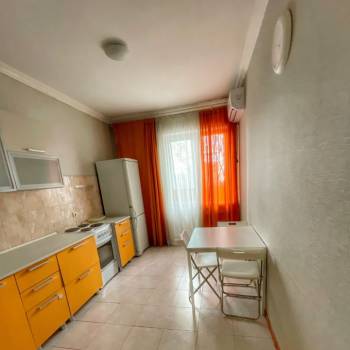 Продается 1-комнатная квартира, 35,9 м²