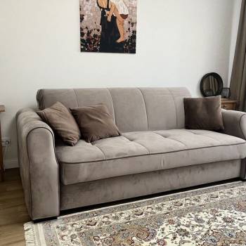 Продается 1-комнатная квартира, 35 м²