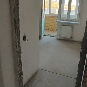 Продается 1-комнатная квартира, 37 м²