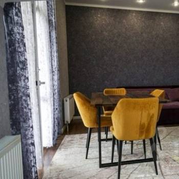 Продается Многокомнатная квартира, 102 м²