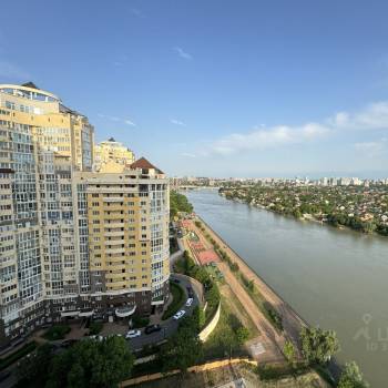 Продается 1-комнатная квартира, 53,5 м²