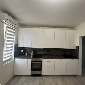 Продается 1-комнатная квартира, 45 м²