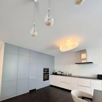 Продается 3-х комнатная квартира, 102 м²