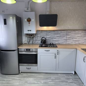 Продается 1-комнатная квартира, 47 м²