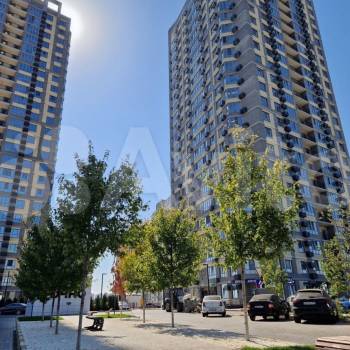 Продается 3-х комнатная квартира, 158 м²