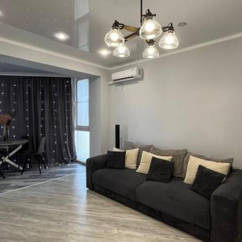 Продается 1-комнатная квартира, 69,7 м²