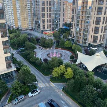 Продается 1-комнатная квартира, 69,7 м²