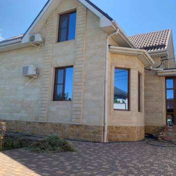 Продается Дом, 210 м²