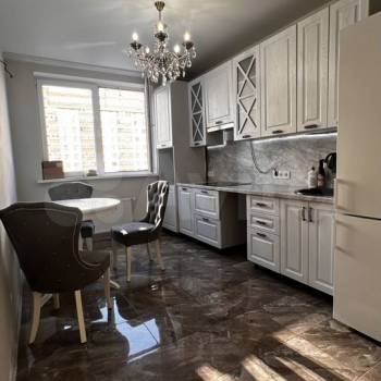 Продается 2-х комнатная квартира, 61 м²