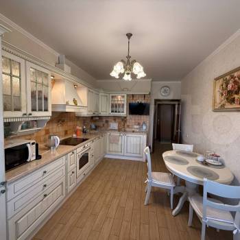 Продается 1-комнатная квартира, 45,9 м²