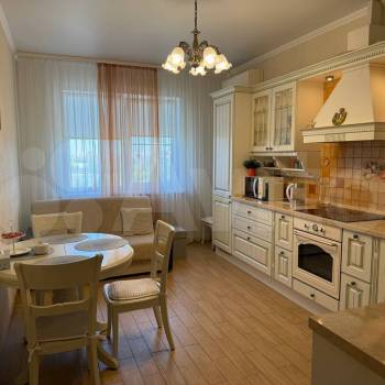 Продается 1-комнатная квартира, 45,9 м²