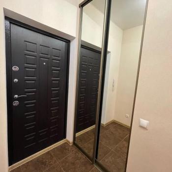 Сдается 1-комнатная квартира, 52 м²