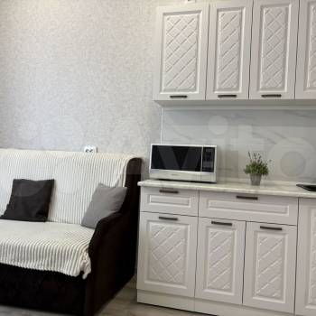 Продается 1-комнатная квартира, 40 м²