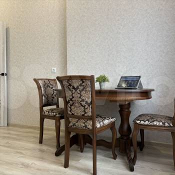 Продается 1-комнатная квартира, 40 м²