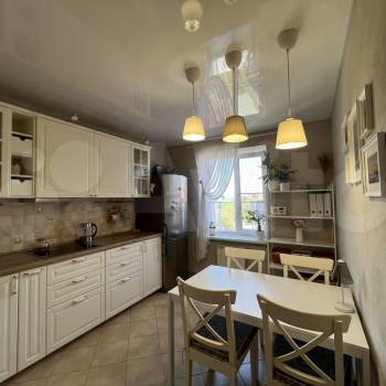 Продается 3-х комнатная квартира, 76,4 м²