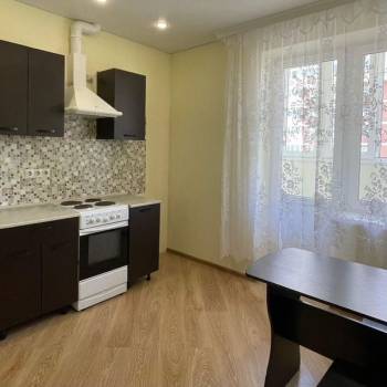 Продается 1-комнатная квартира, 38,2 м²