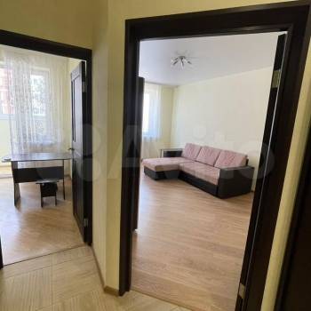 Продается 1-комнатная квартира, 38,2 м²