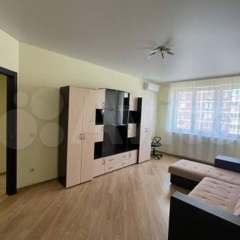 Продается 1-комнатная квартира, 38,2 м²