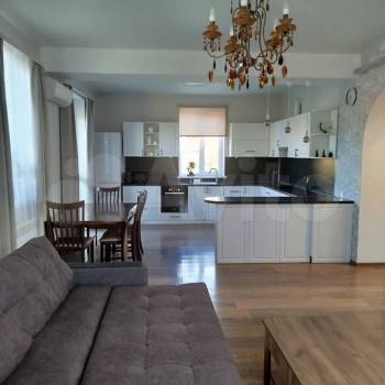 Продается Дом, 192 м²