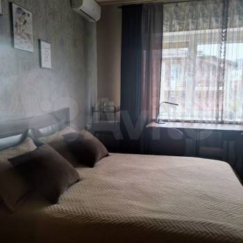 Продается Многокомнатная квартира, 240 м²