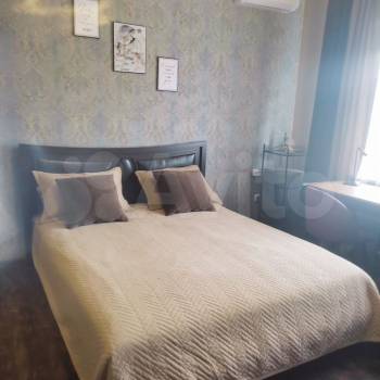 Продается Многокомнатная квартира, 240 м²