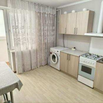 Сдается 1-комнатная квартира, 43 м²