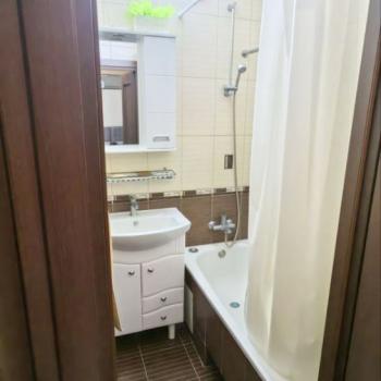 Сдается 1-комнатная квартира, 43 м²