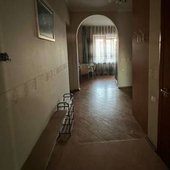 Продается 1-комнатная квартира, 51 м²