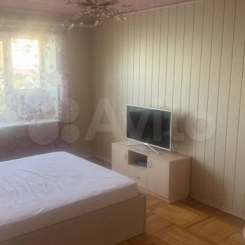 Продается Многокомнатная квартира, 104 м²