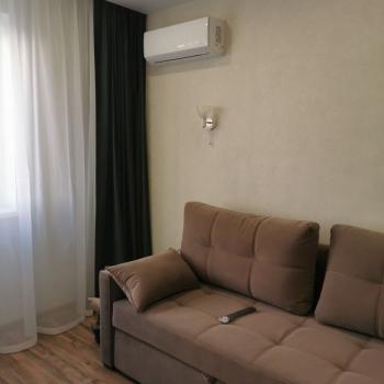 Сдается 1-комнатная квартира, 42 м²