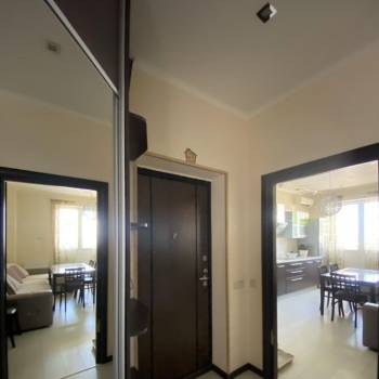 Продается 2-х комнатная квартира, 74 м²