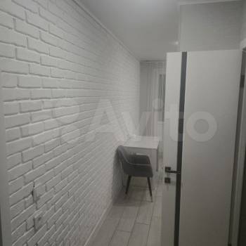 Продается 1-комнатная квартира, 35 м²