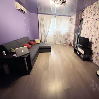 Продается Многокомнатная квартира, 74 м²