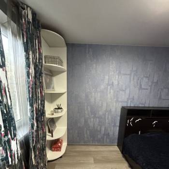 Продается Многокомнатная квартира, 74 м²