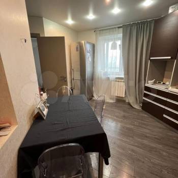 Продается 3-х комнатная квартира, 75,8 м²