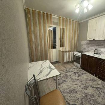 Сдается 2-х комнатная квартира, 57 м²