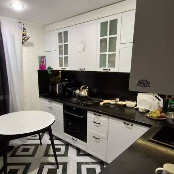 Продается 1-комнатная квартира, 38 м²